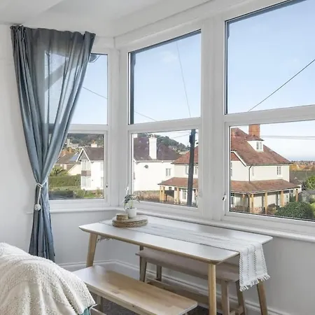 Bright Apartment W Parking & Distant Sea Views Minehead Exterior foto