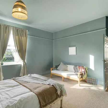Bright Apartment W Parking & Distant Sea Views Minehead Exterior foto